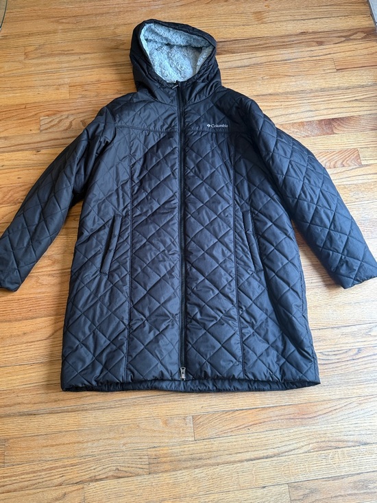 Columbia Jackets & Blazers - Columbia Women’s Black Quilted Hooded Coat